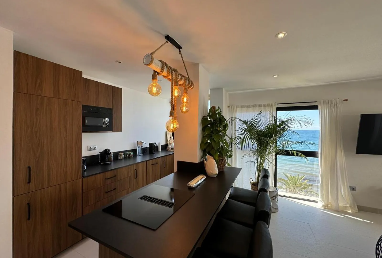 Marbella Beachfront Apartment 0*,  Spain