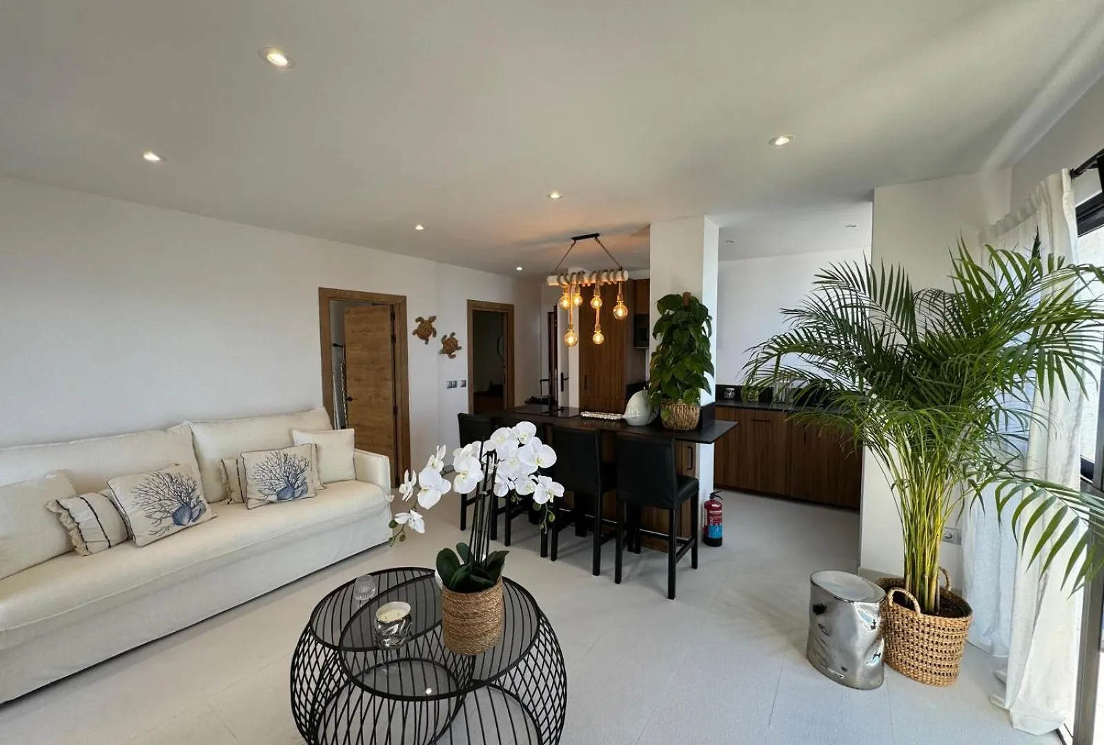 Marbella Beachfront Apartment Spain